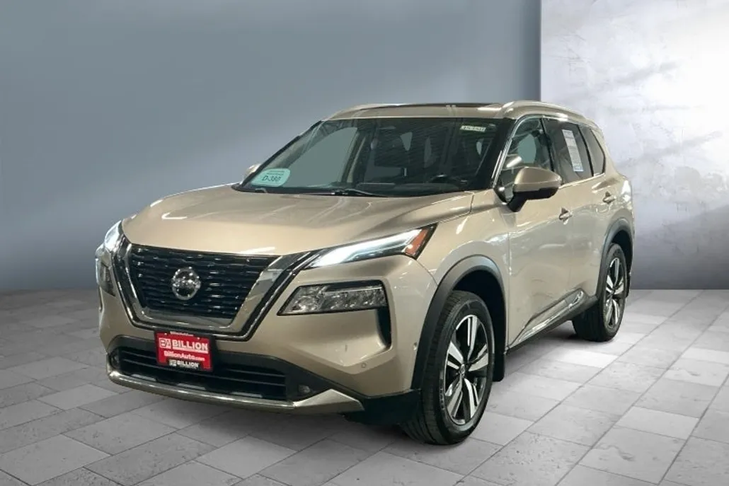 2021 Nissan Rogue Platinum photo 1