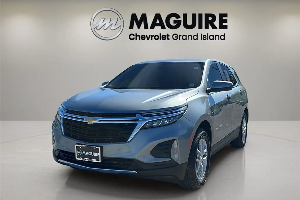 2024 Chevrolet Equinox LT photo 1