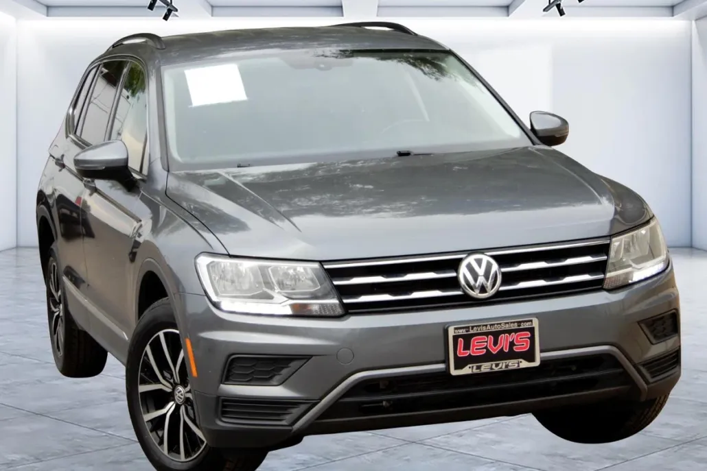 2021 Volkswagen Tiguan R-Line Black SEL photo 1