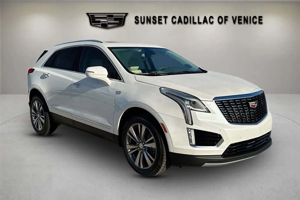 2025 Cadillac XT5 Premium Luxury photo 1