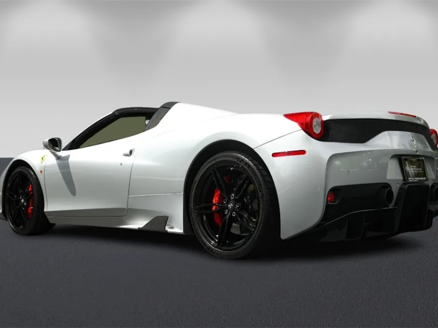 2015 Ferrari 458 Spider Base photo 5