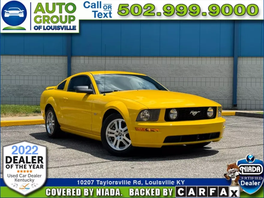 2006 Ford Mustang GT Deluxe photo 1