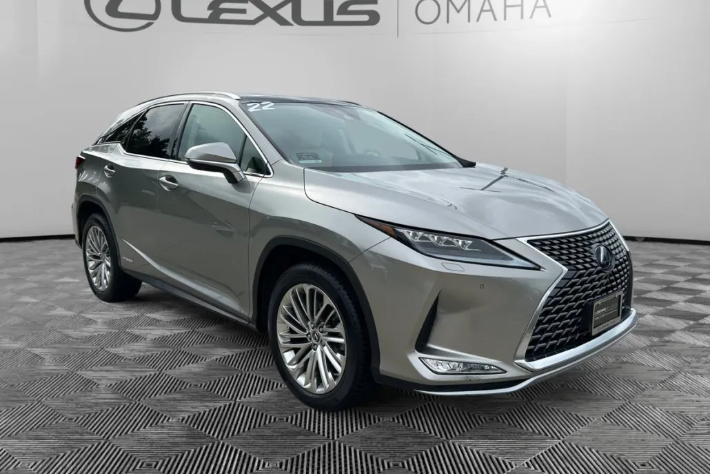 2022 Lexus RX 450h AWD Luxury photo 1