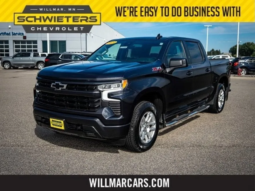 2023 Chevrolet Silverado 1500 RST photo 1