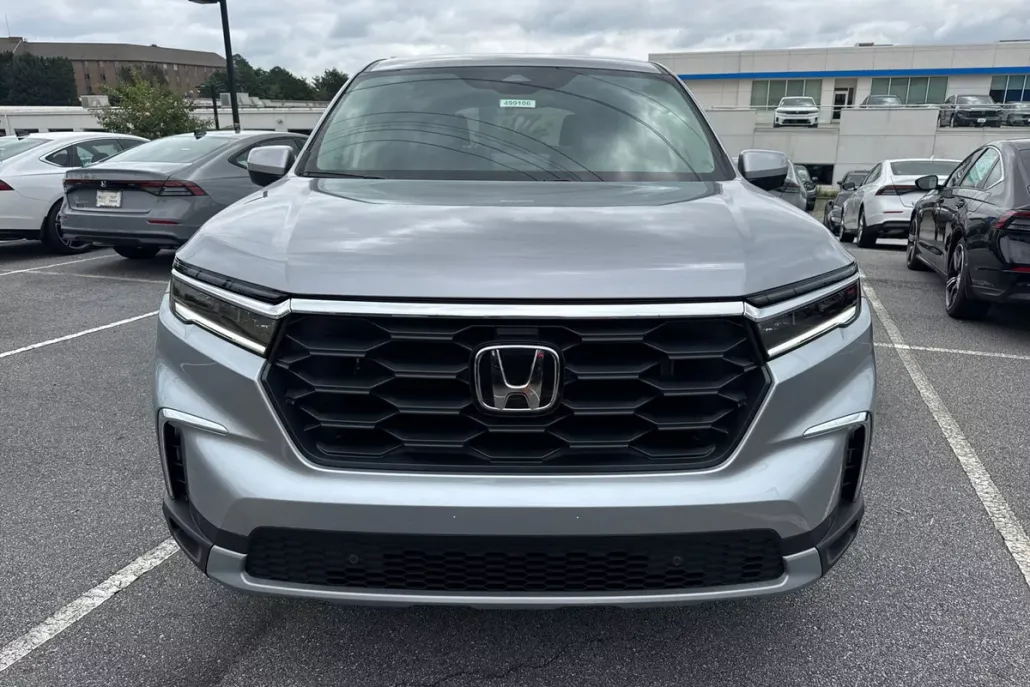 2025 Honda Pilot EX-L photo 1
