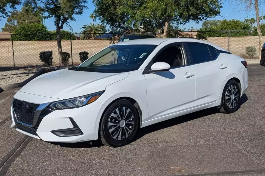 2020 Nissan Sentra S photo 1
