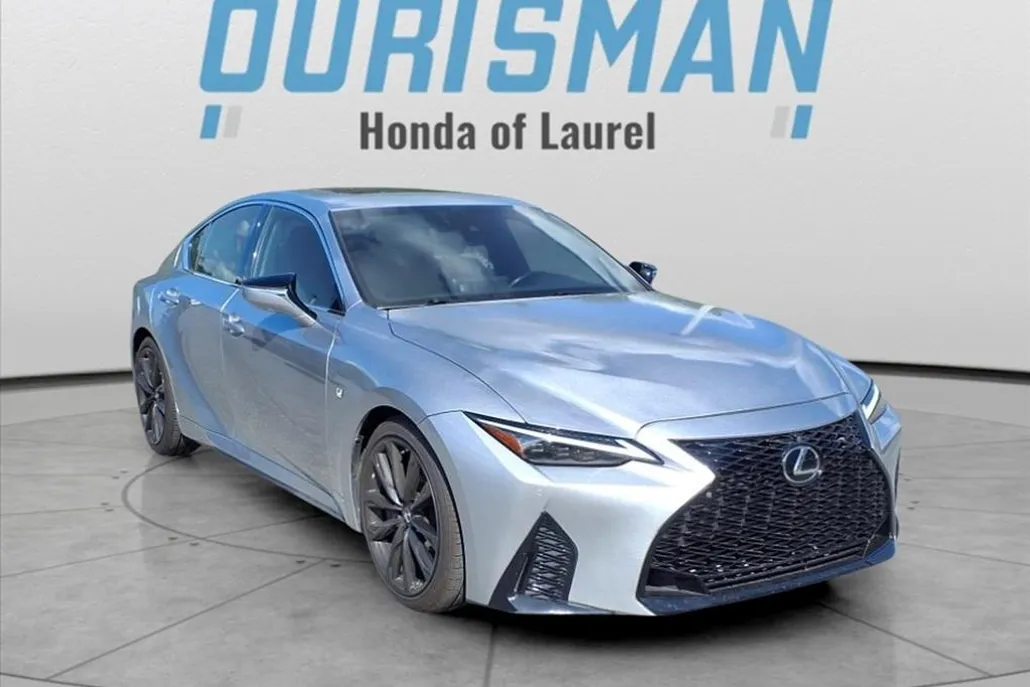 2022 Lexus IS 350 F SPORT photo 1