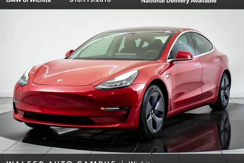 2018 Tesla Model 3 photo 1