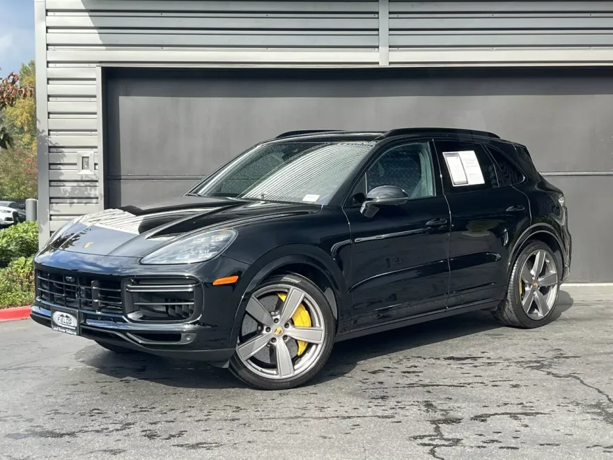 2021 Porsche Cayenne Turbo photo 1