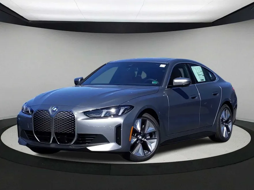 2025 Bmw i4 eDrive40 photo 1