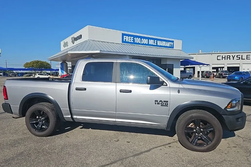 2024 Ram 1500 Classic Warlock photo 1