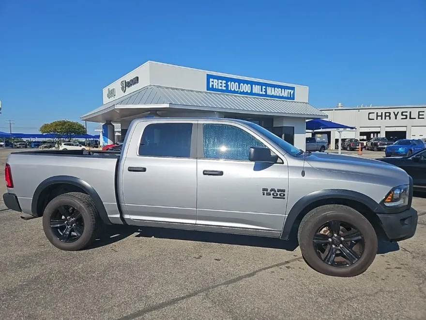 2024 Ram 1500 Classic Warlock photo 1