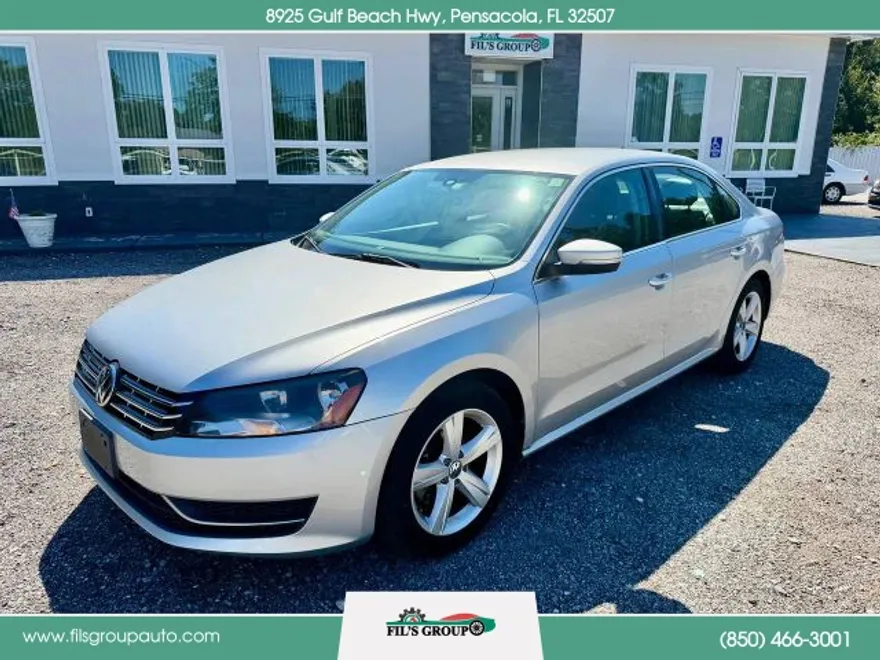 2015 Volkswagen Passat SE photo 1