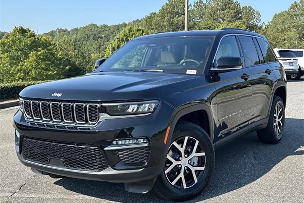 2025 Jeep Grand Cherokee Limited photo 1