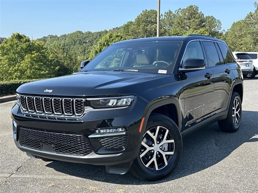 2025 Jeep Grand Cherokee Limited photo 1