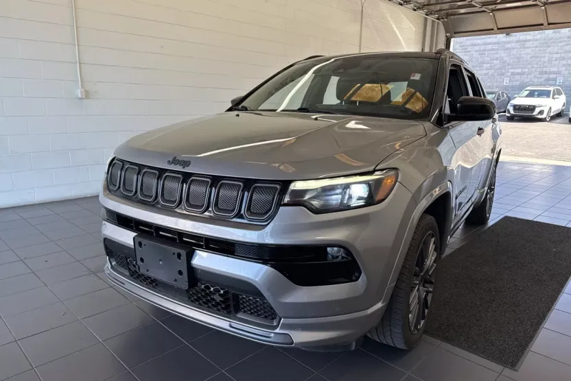 2022 Jeep Compass High Altitude photo 1