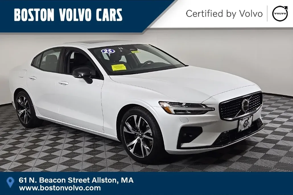 2025 Volvo S60 B5 AWD Core photo 1