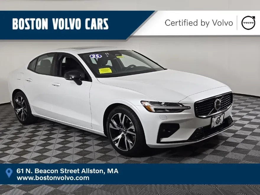 2025 Volvo S60 B5 AWD Core photo 1