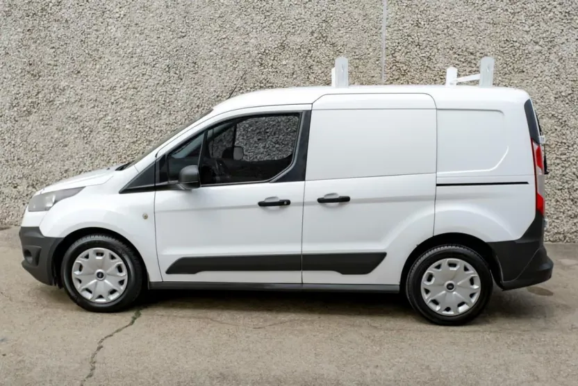 2017 Ford Transit Van XL photo 1