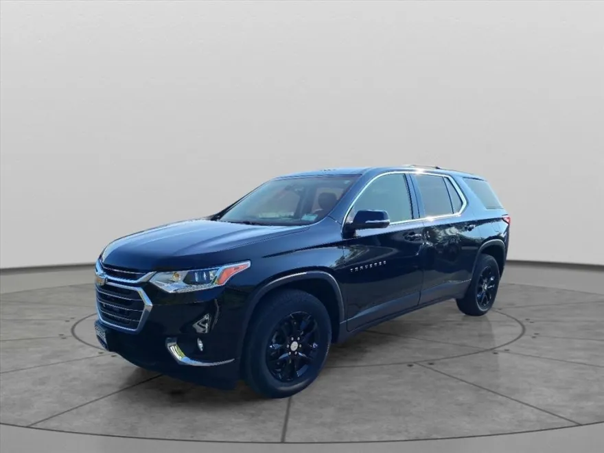 2021 Chevrolet Traverse Leather photo 1
