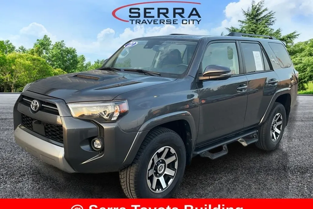 2022 Toyota 4Runner TRD Off-Road Premium photo 1