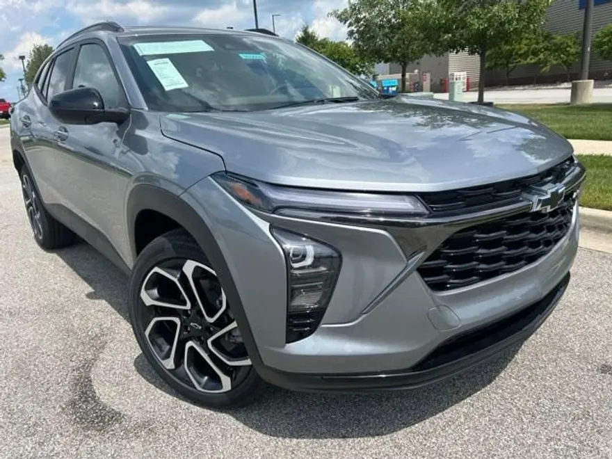 2025 Chevrolet Trax photo 1