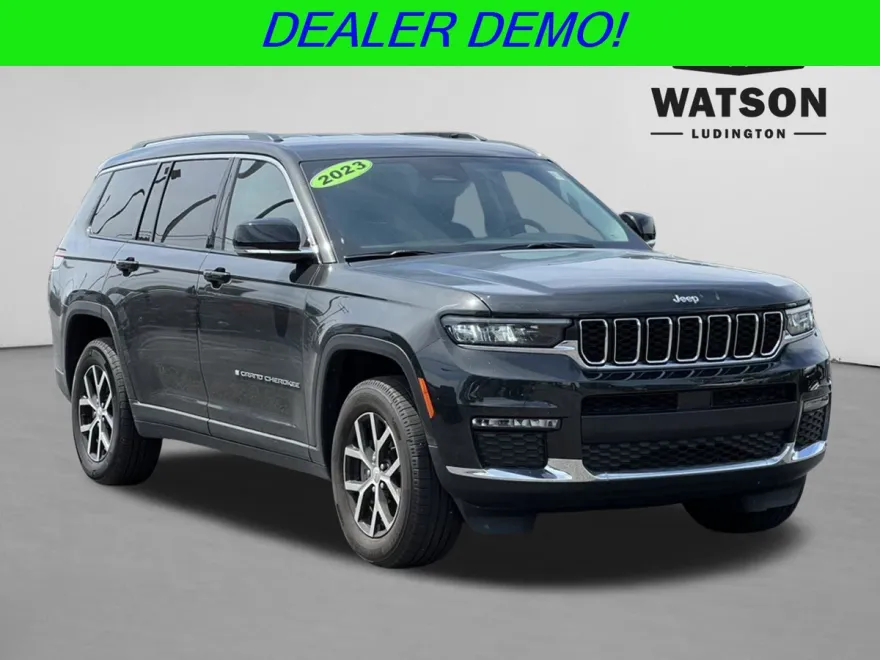 2023 Jeep Grand Cherokee Limited photo 1