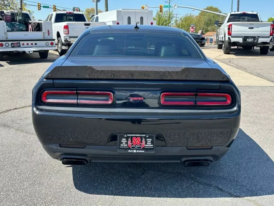 2019 Dodge Challenger R/T Scat Pack photo 1