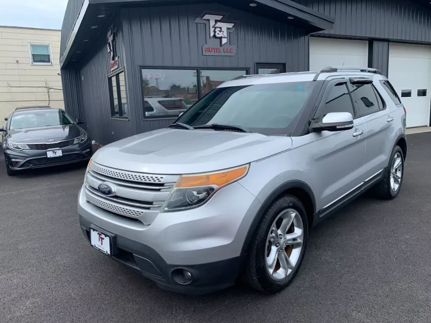 2013 Ford Explorer Limited photo 1