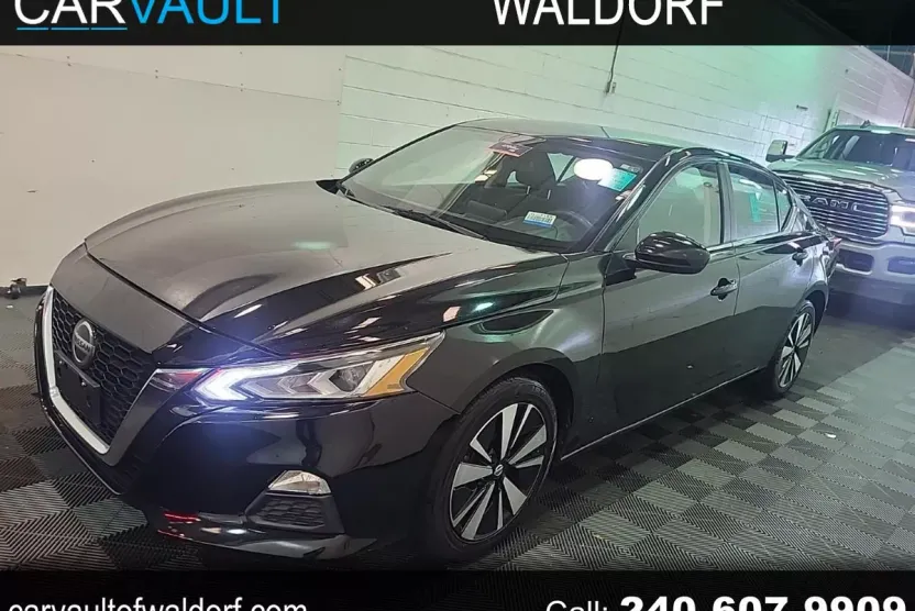 2021 Nissan Altima 2.5 SV photo 1