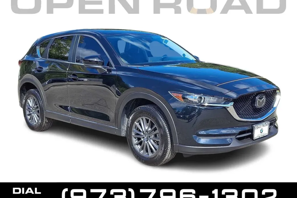 2021 Mazda CX-5 Touring photo 1