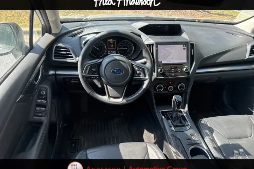 2019 Subaru Impreza 2.0i Limited photo 2