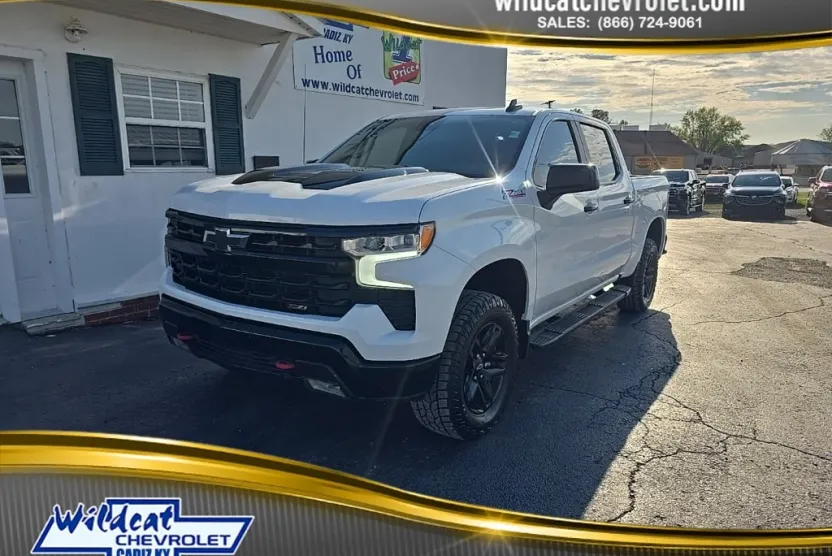 2023 Chevrolet Silverado Trail Boss LT photo 1