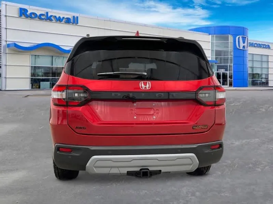 2025 Honda Pilot TrailSport photo 1