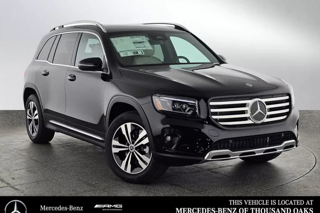 2026 Mercedes Benz GLB 250 photo 1