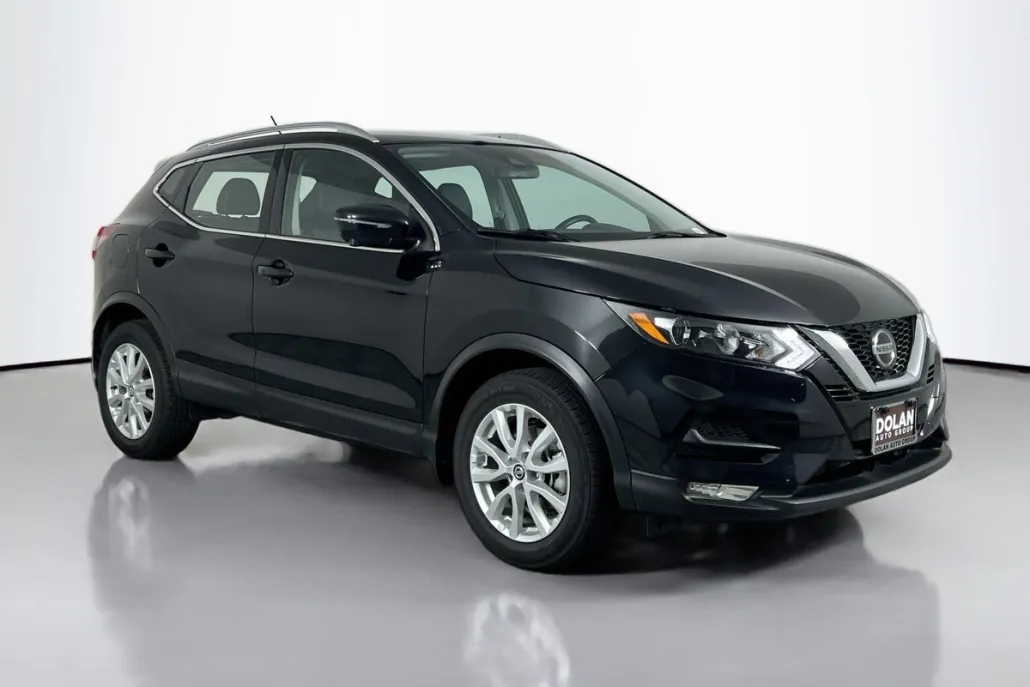 2022 Nissan Rogue Sport SV photo 1