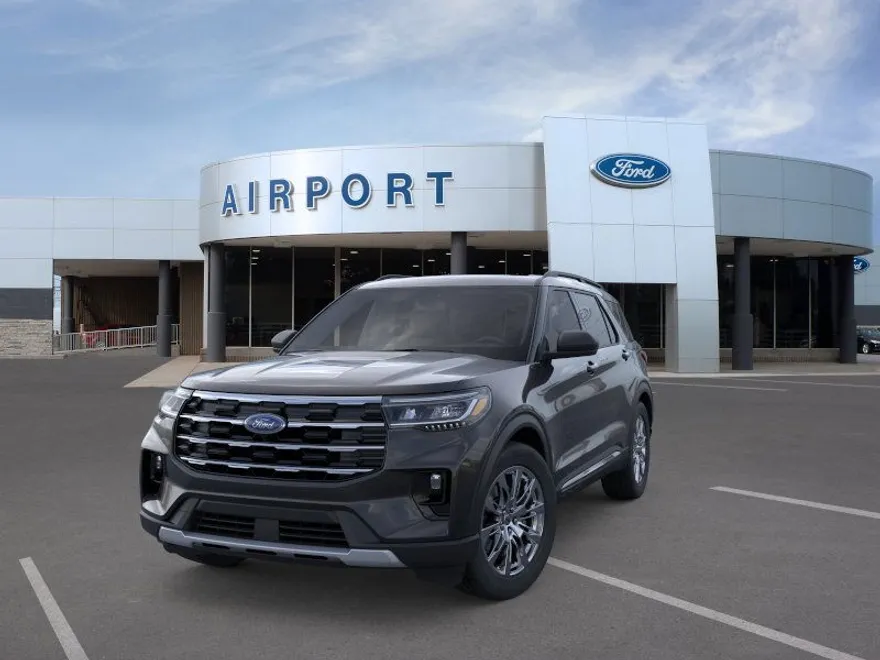 2025 Ford Explorer photo 1