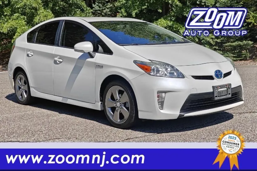 2015 Toyota Prius Persona Series photo 1