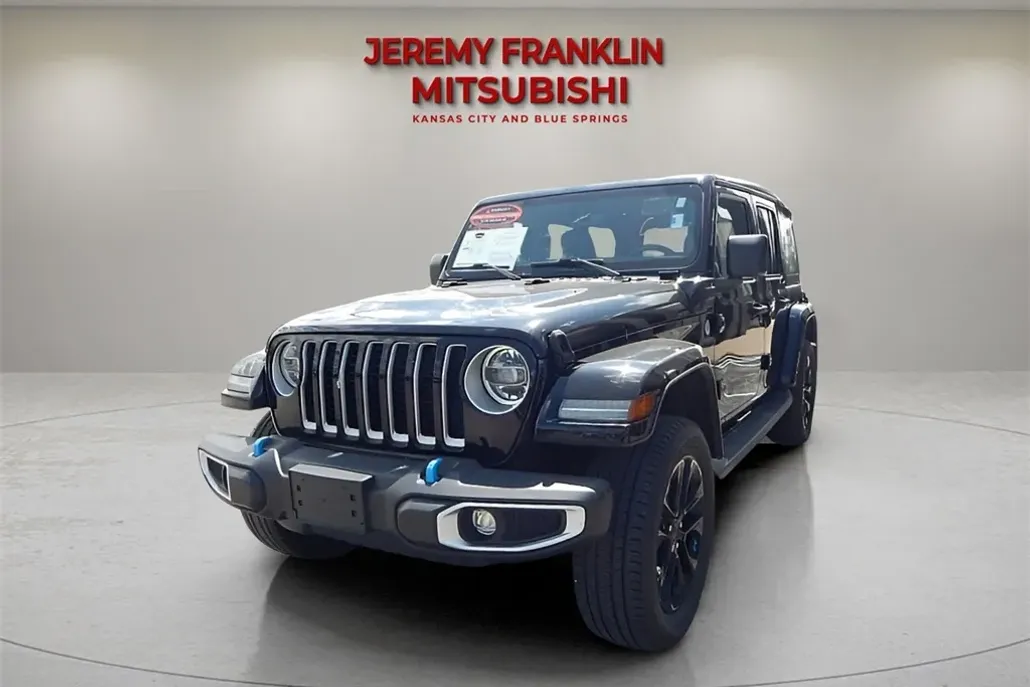 2022 Jeep Wrangler Unlimited Sahara 4xe photo 1