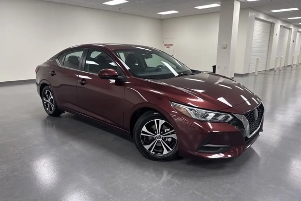 2022 Nissan Sentra SV photo 1