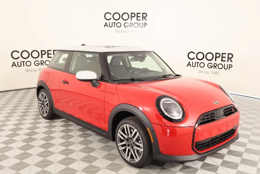 2025 Mini Cooper 2 Door Hardtop Signature photo 1