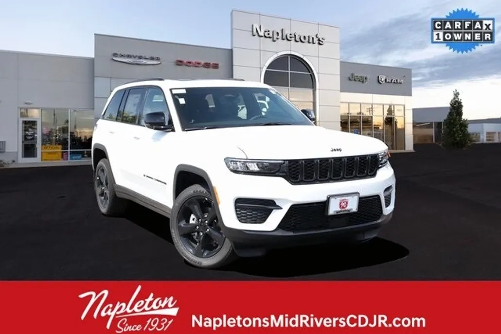 2025 Jeep Grand Cherokee Altitude photo 1