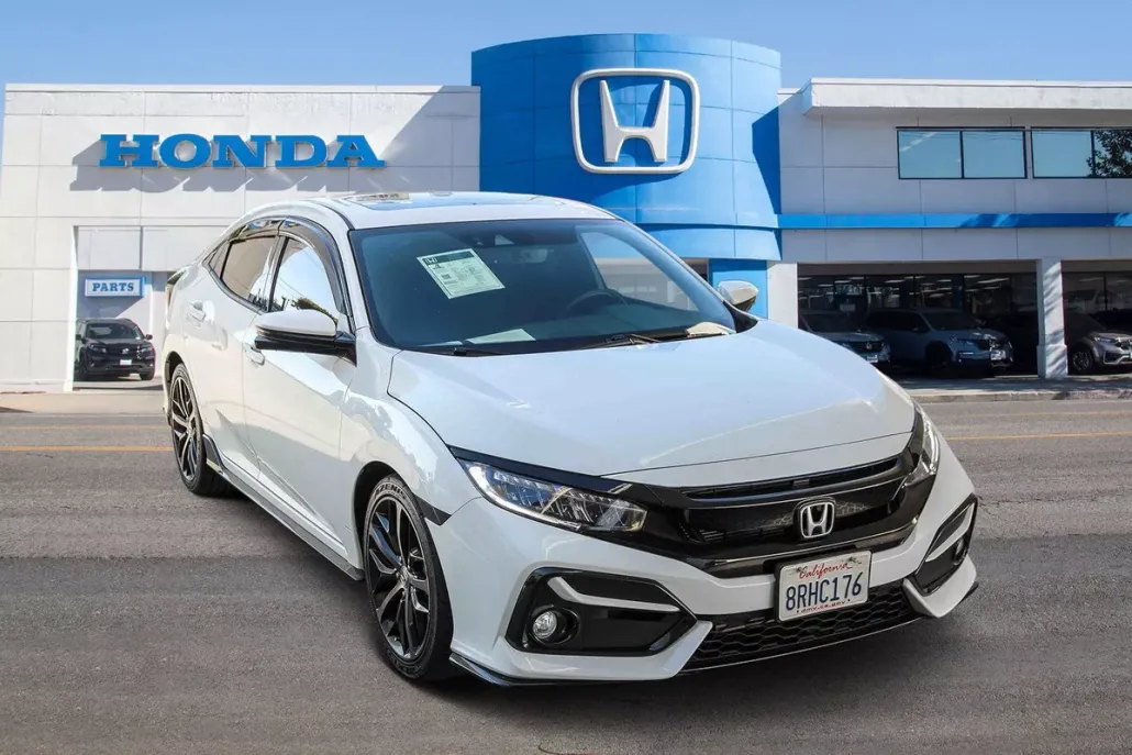 2020 Honda Civic Sport Touring photo 1