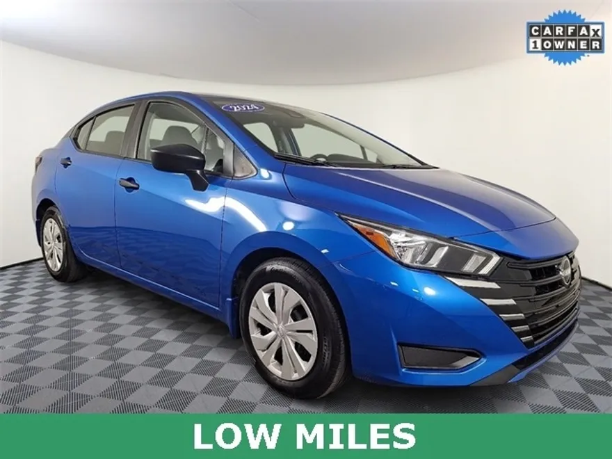 2024 Nissan Versa 1.6 S photo 1