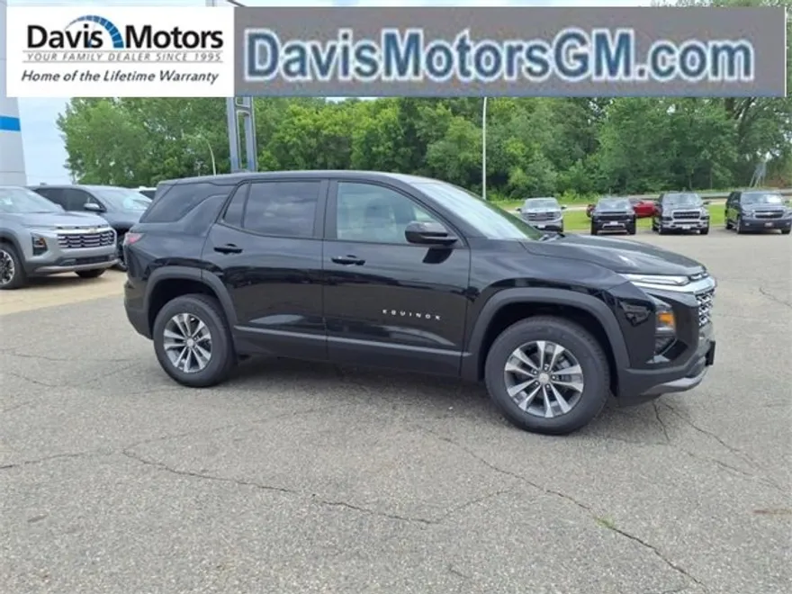2026 Chevrolet Equinox LT photo 1