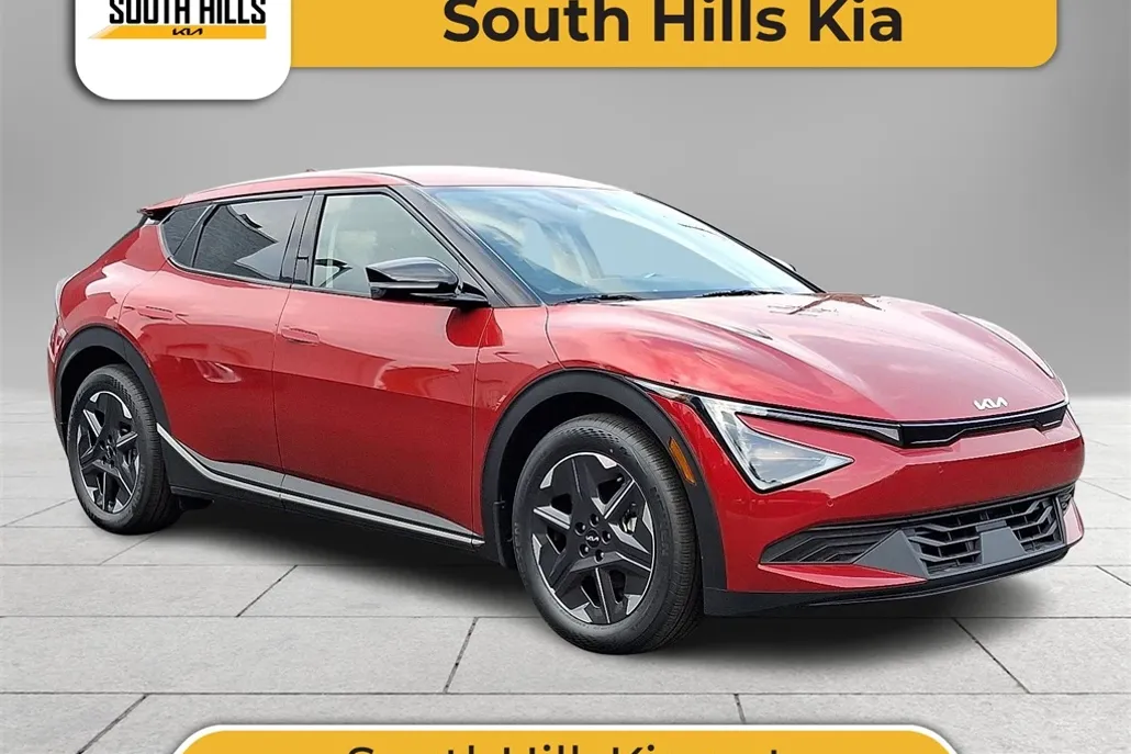 2025 Kia EV6 Light photo 1