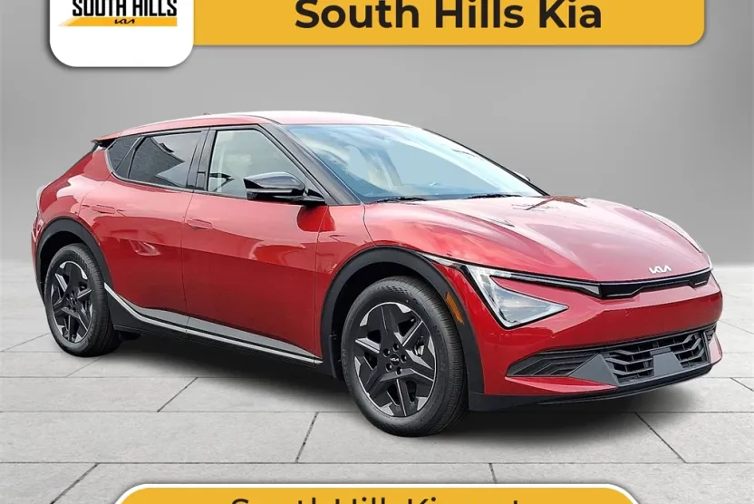 2025 Kia EV6 Light photo 1