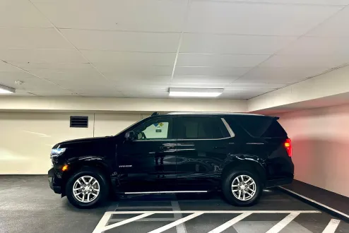 2022 Chevrolet Tahoe LT photo 2