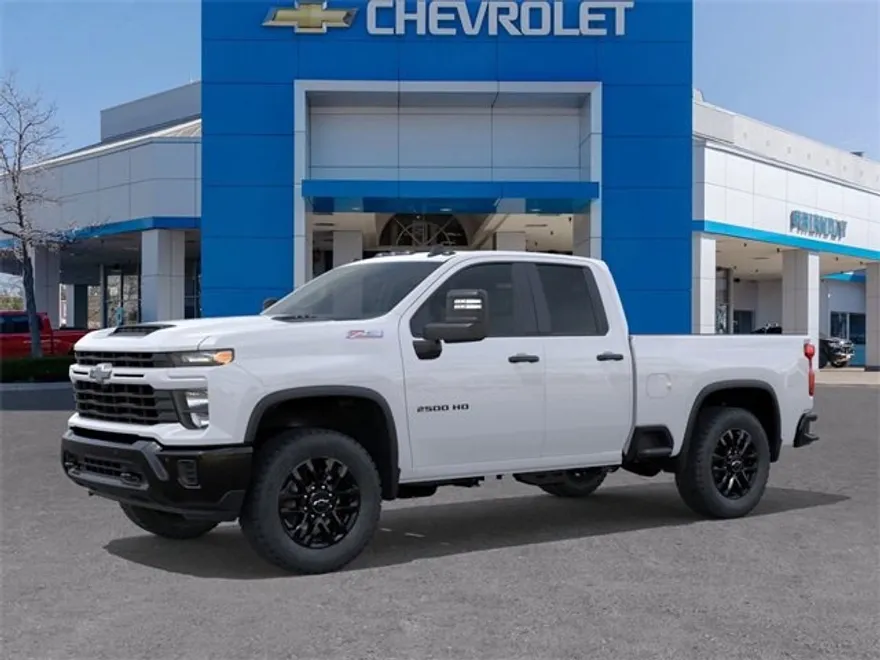 2026 Chevrolet Silverado 2500HD Custom photo 1