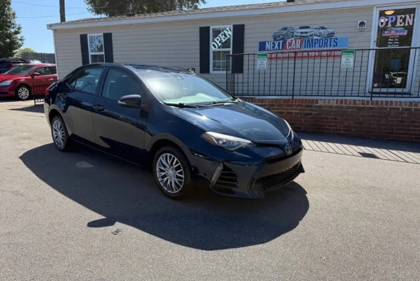 2018 Toyota Corolla XLE XSE photo 1